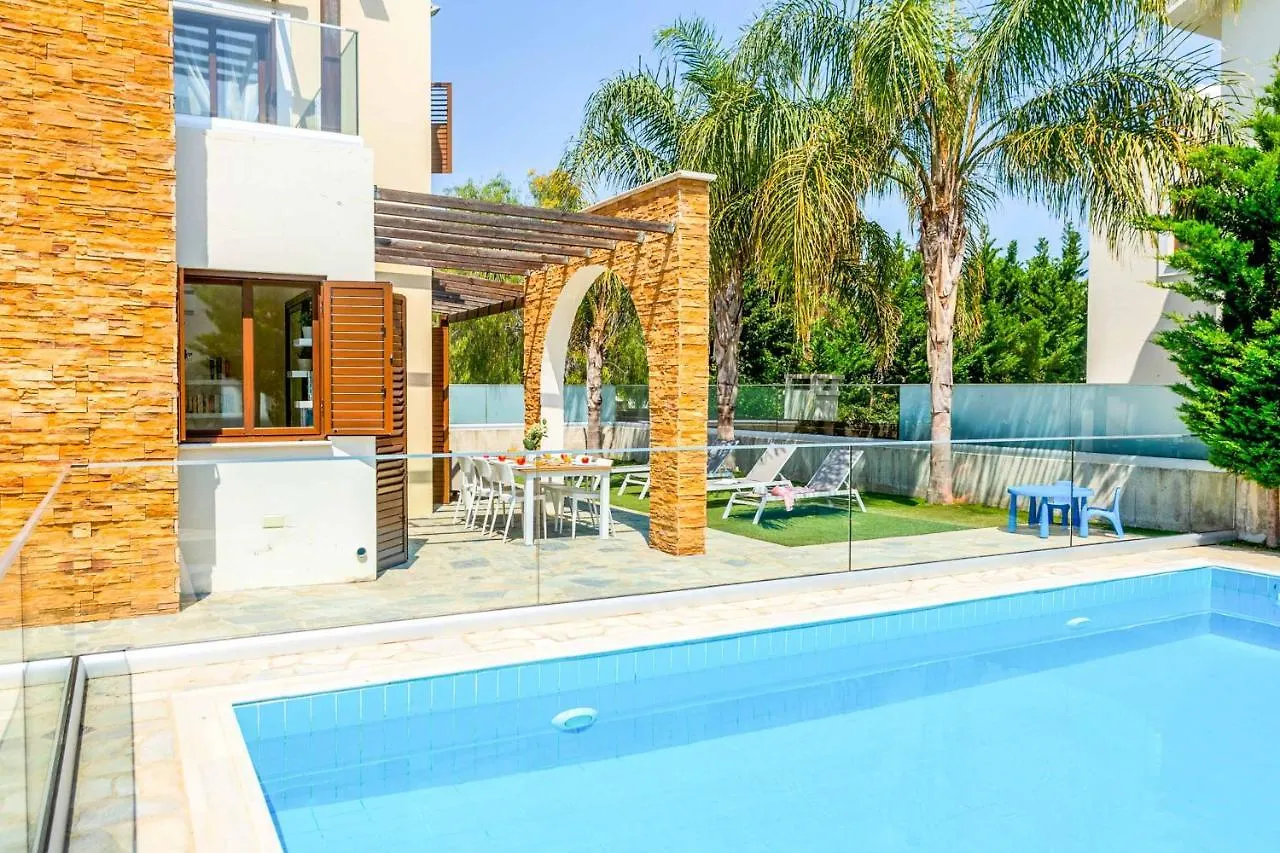 Ionion Seaside Villa Ayia Napa 0*,